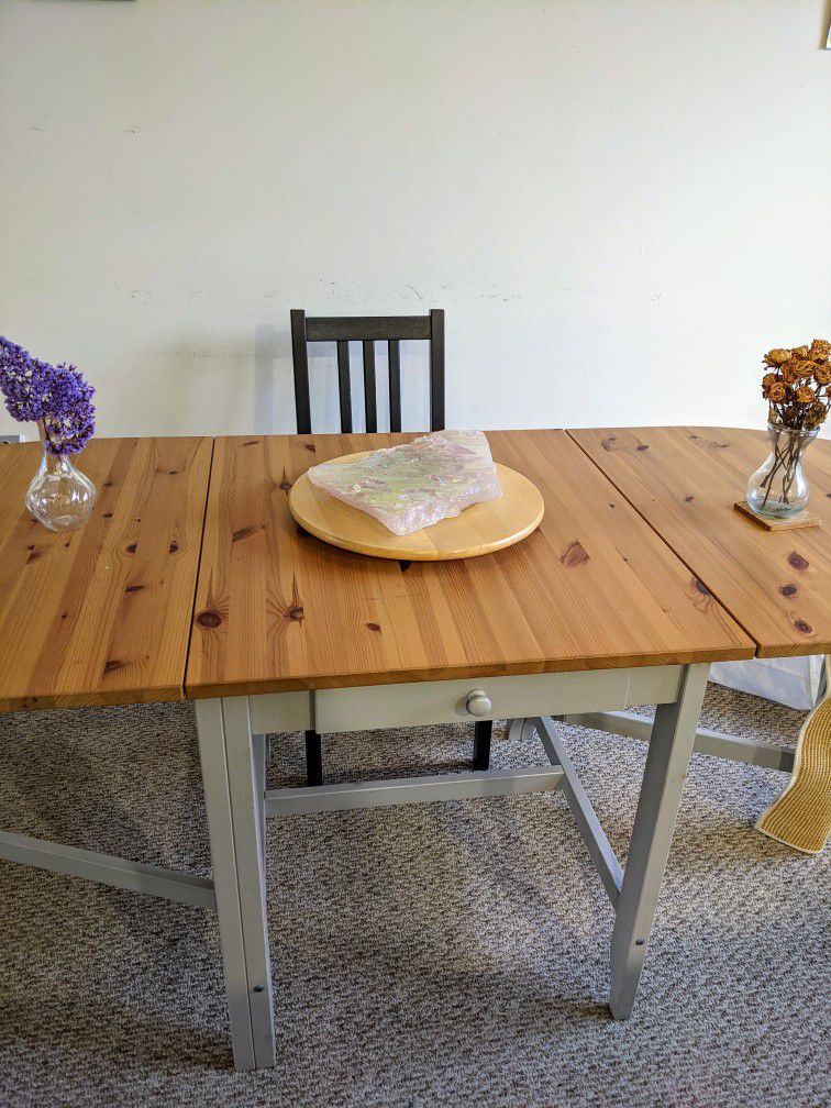 IKEA GAMLEBY Amazing Expandable Dining Table
