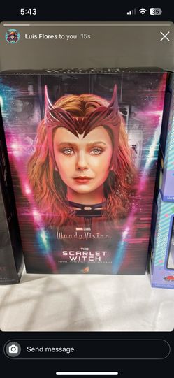 The Scarlet Witch Hot toys