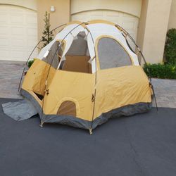 NEW! COLEMAN CRESCENT RIM 4 PERSON TENT 9 X 9 | #179794300