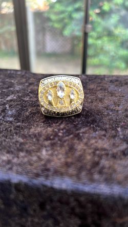 1983 Jerry Rice Super Bowl Ring/San Francisco 49ers