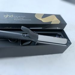 GHD Soft Curl 1.25” Curling Iron