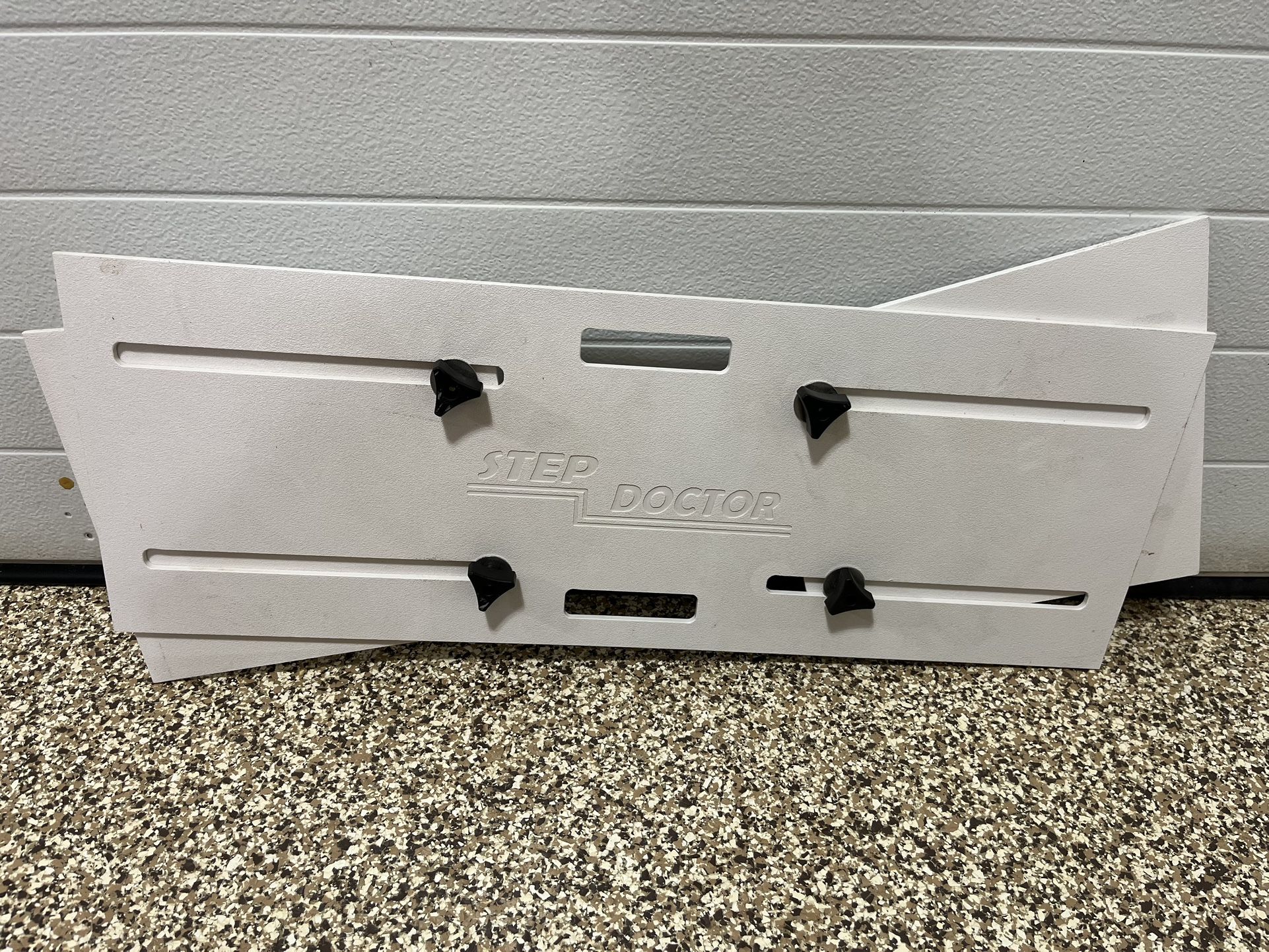 Step doctor Jig/template For Installing Stairs And Risers