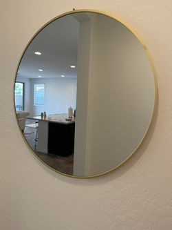 Round Gold Mirror 24 Inch