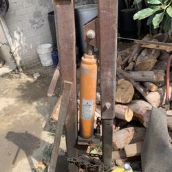 Engine Jack