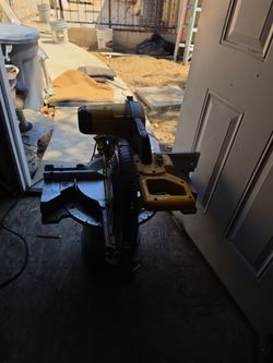 DeWalt Miter Saw