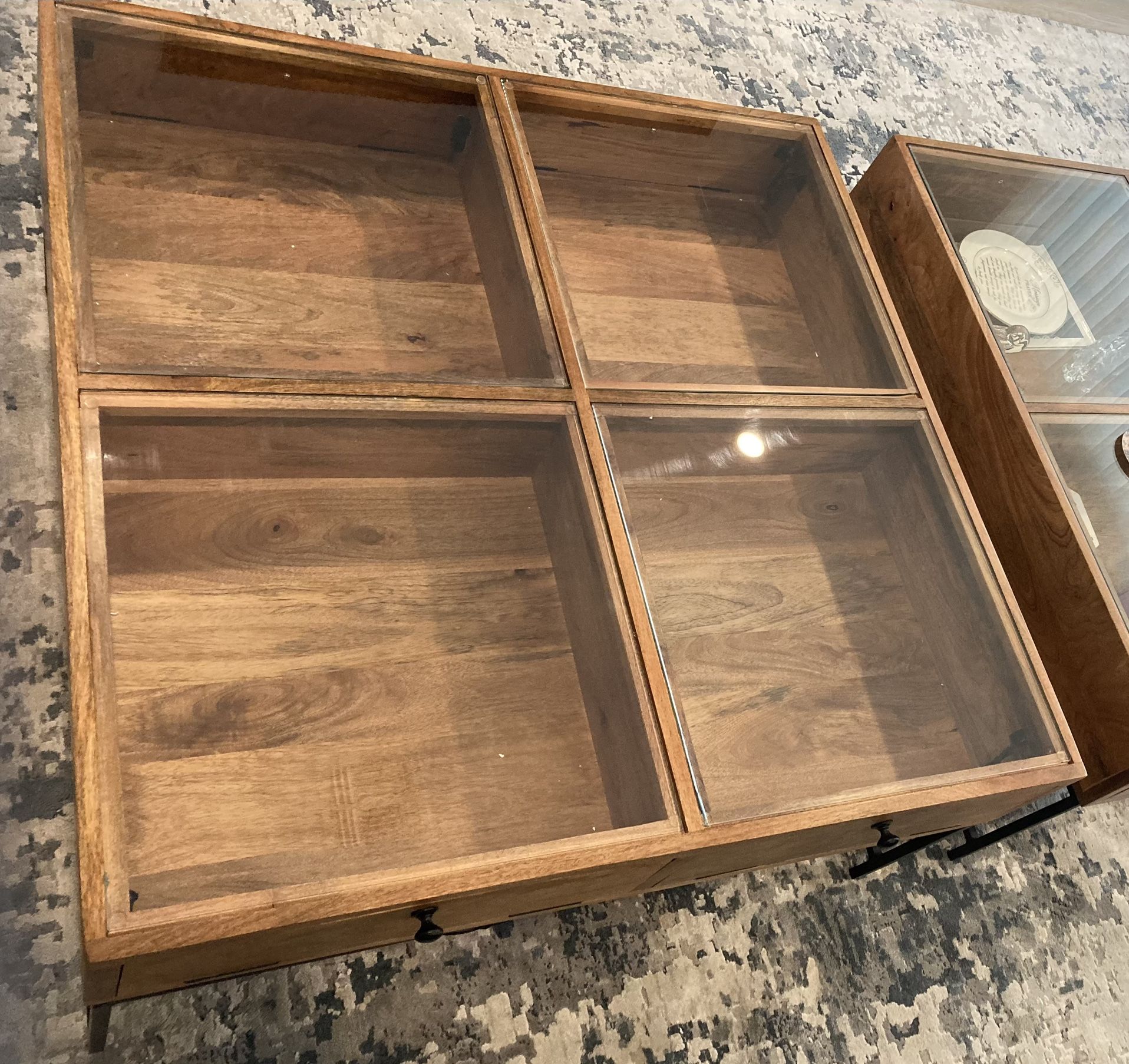 Display & Storage Coffee Table – Solid Wood & Glass Top