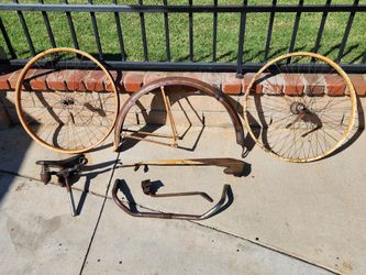 1941 Schwinn Balloon Bicycle girls 26 inch parting out