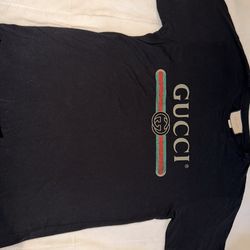 GUCCI/MENS SMALL OVERSIZED FIT/ WORN ONCE/BOX INCLUDED