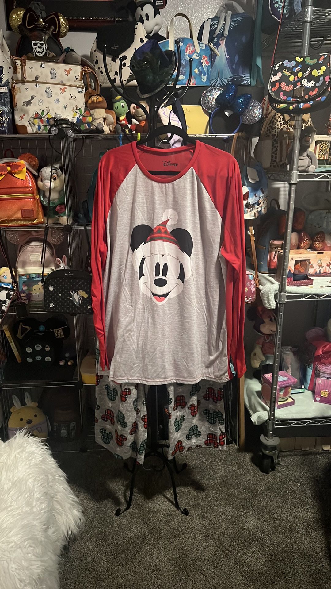 Disney Loungewear Size XL