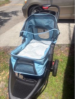 Dog stroller