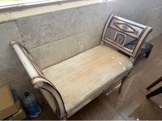 Vintage Neoclassical Accent Bench / Settee