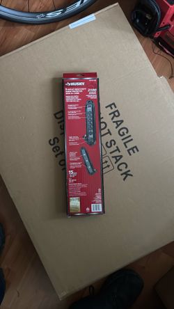 Husky 6 outlet Heavy Duty Surge Protector