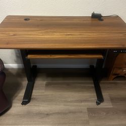 Adjustable Electric Standing Desk 