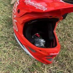 Troy Lee Designs Dirt Bike Helmet