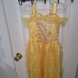 Belle Dress And Accessories 
