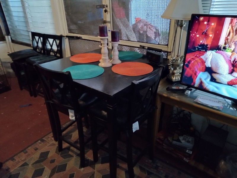 Table And Chairs