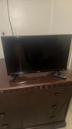 ONN Roku TV Flat Screen Television