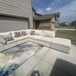Sectional/couch/sala/sofa