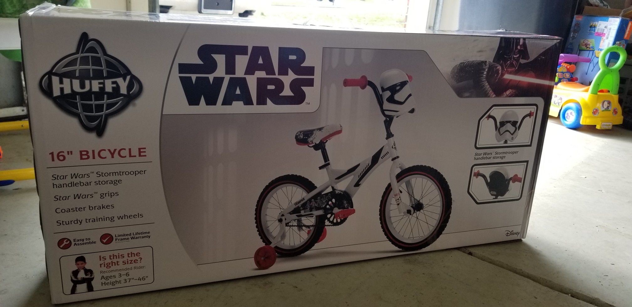 Brand New Boys Star Wars 16 in Bike