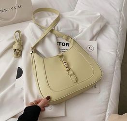 50 pcs- Light Yellow Leather Shoulder Bag