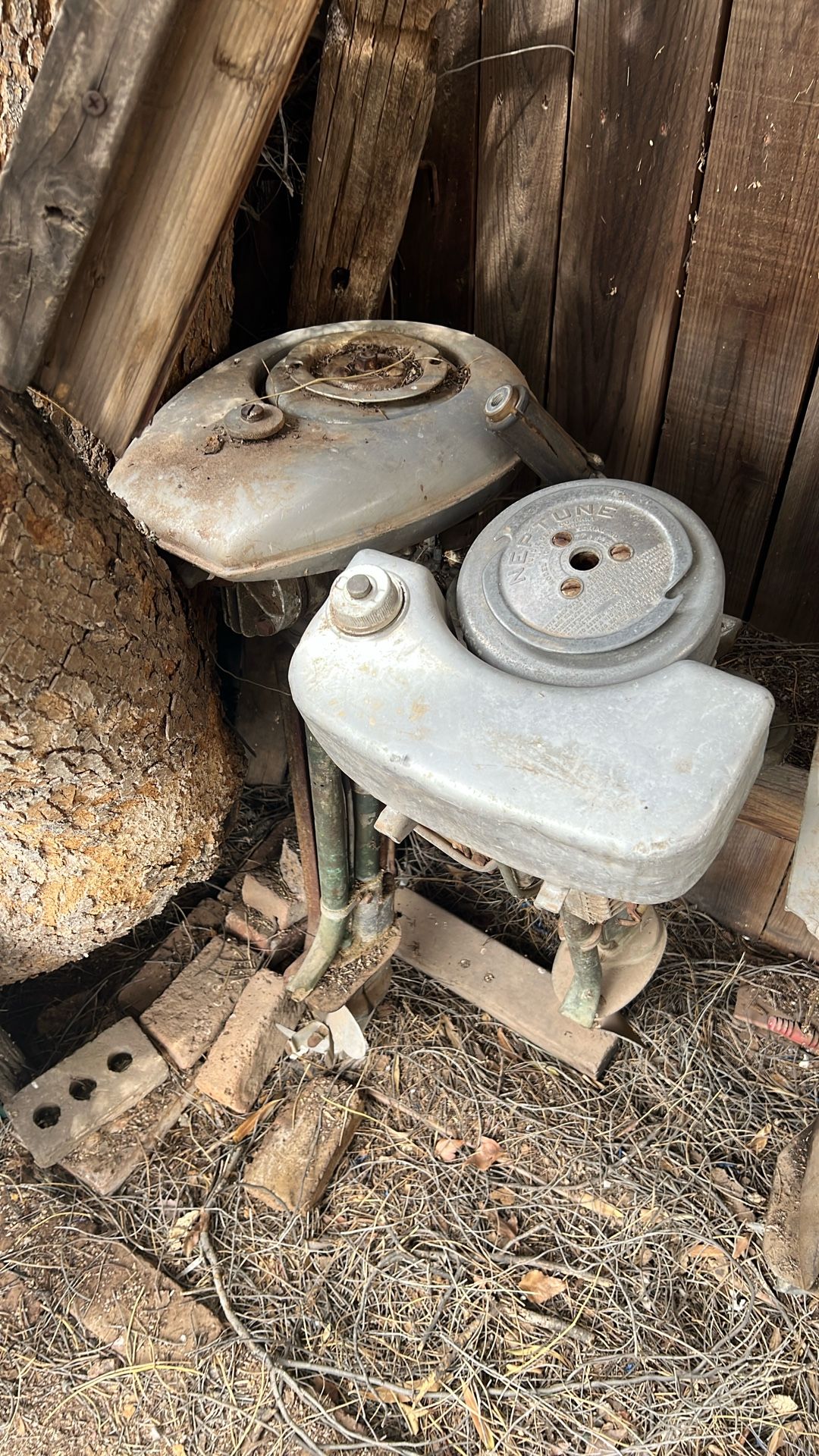 Antique Outboard Boat Motors