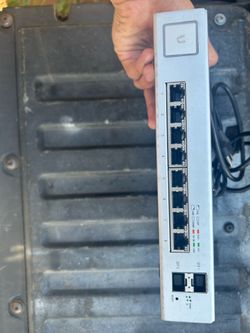 UniFi switch 8 150W