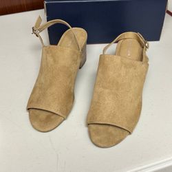 Anne Klein Women's Akrella heels sandals size 9