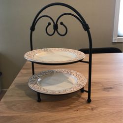 Round Metal Food Display