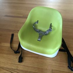 OXO Test Booster Seat Remobable Cushion 