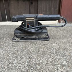 Black & Decker Finishing Sander