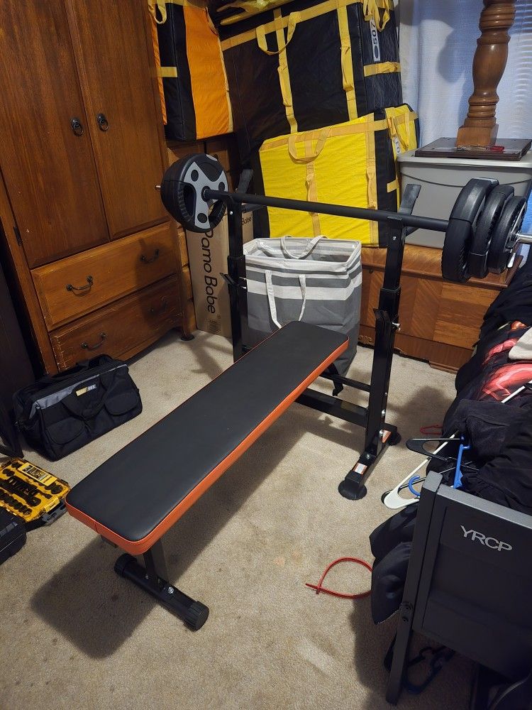 Weight Bench With 50lbs Weights