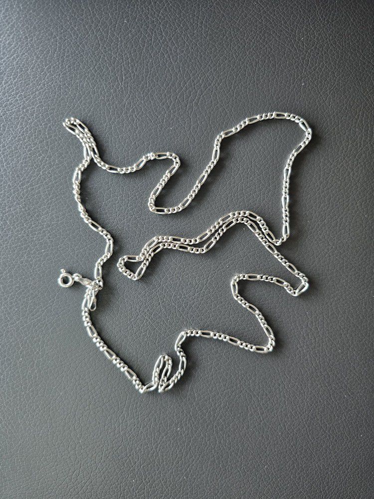 Sterling silver 925 Italy  figaro chain