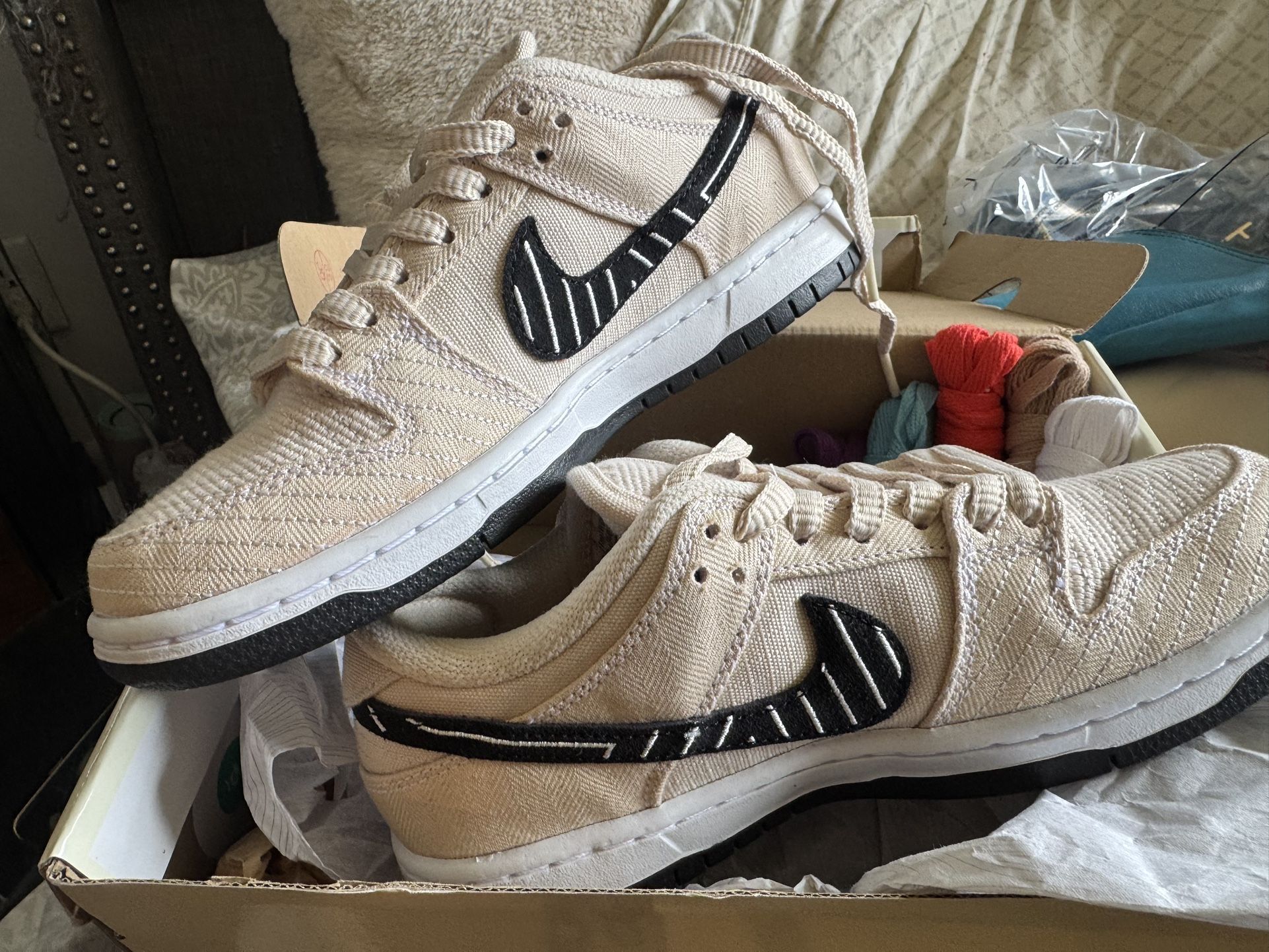 RARE-Nike Albino & Preto x Dunk SB Low Jiu-Jitsu/Size 5-6.5