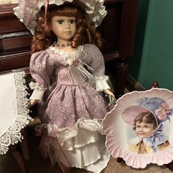 Victorian Doll-plastic