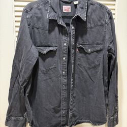 Levi’s Black Denim Shirt Jacket WOMEM! XL