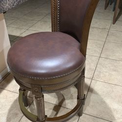 Maven Lane Pullman Counter Stool 26 Inches – Swivel Stool with Footrest – Brown Solid Wood Frame & Brown Faux Leather Upholstery Barstools Bar Stools