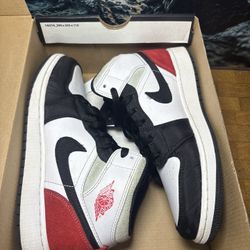 Air Jordan 1 Mid SE Gs Red Mint 2020