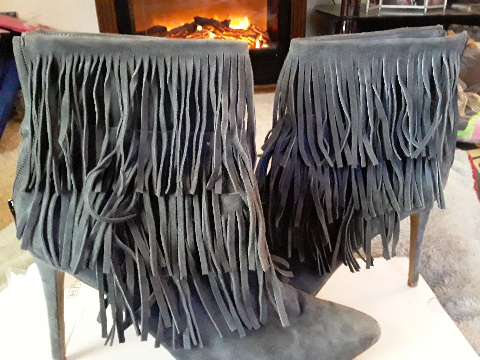 New size 11 fringed ankle boots