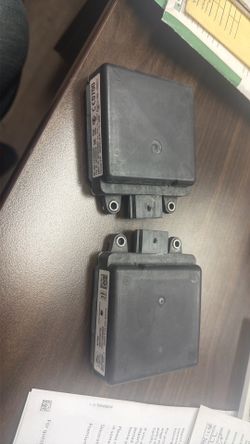 Ford rear left and right blind spot modules