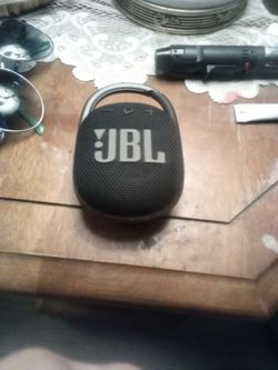 JBL 4
