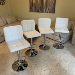 New 4 white bar stools