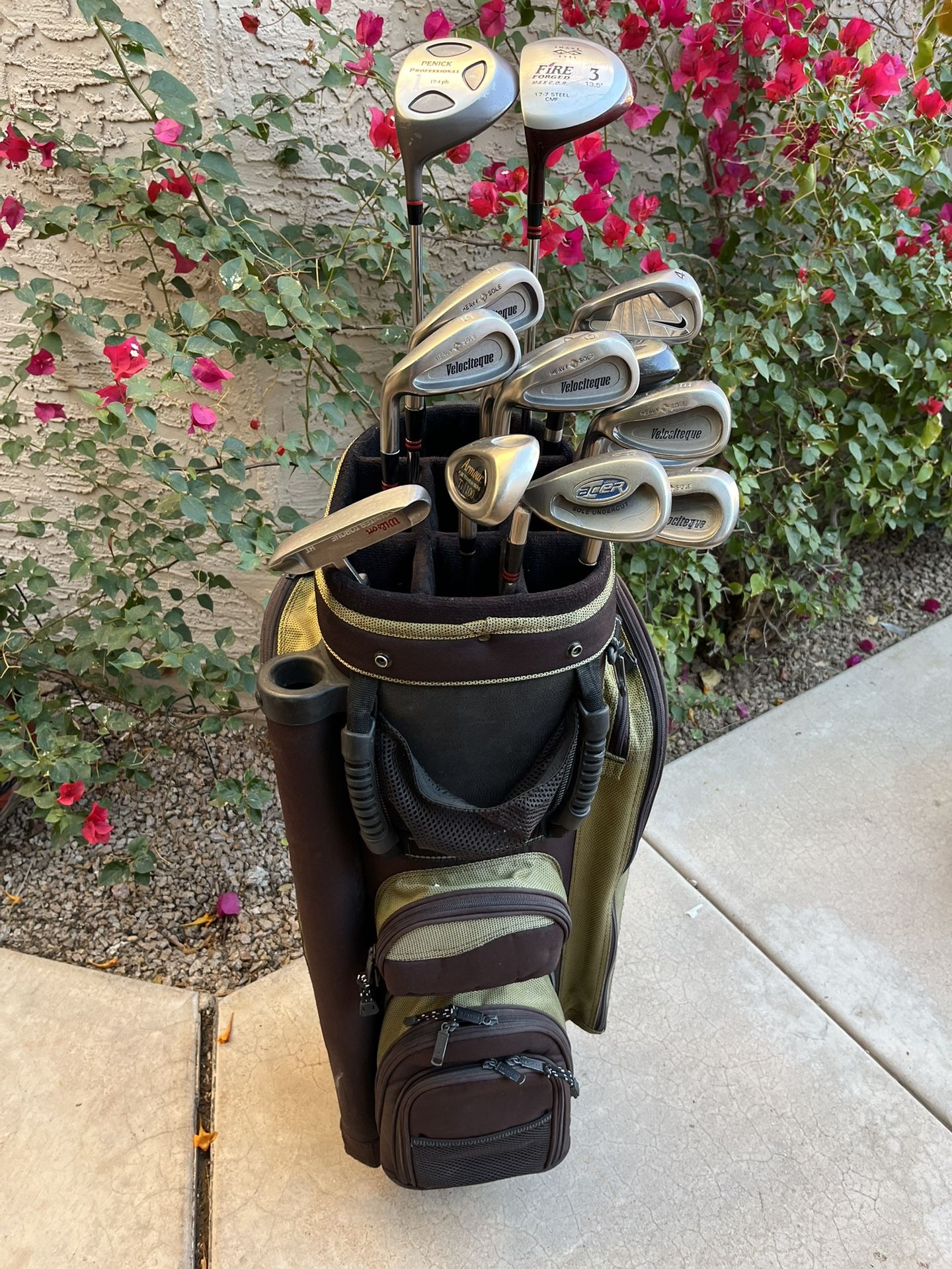 Men’s Lefty Complete Golf Club Set With Bag