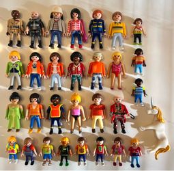 30 Playmobil Figures