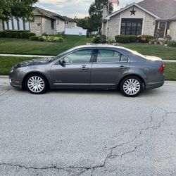 2010 Ford Fusion Hybrid 