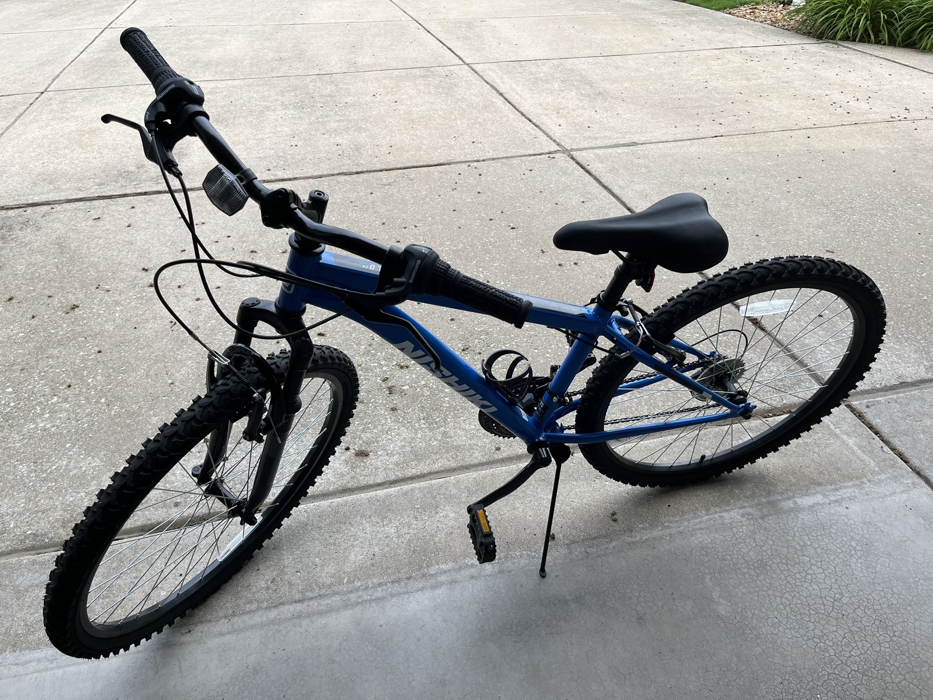 Nishiki Kids Mountain Bike (XS 14” Frame)