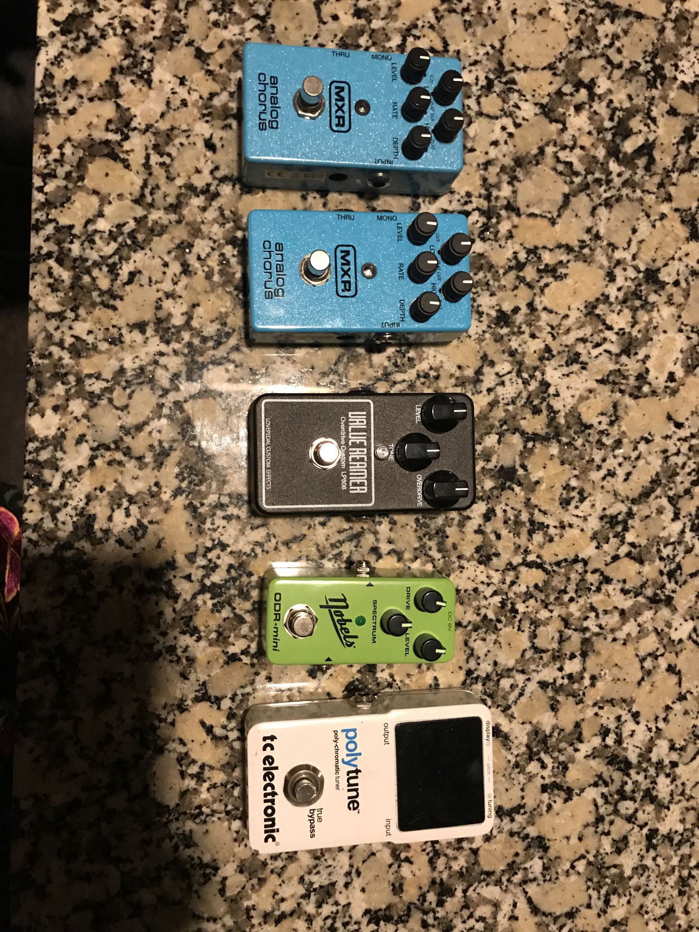 Electric Guitar Pedals (Tuner, Overdrive, Chorus)