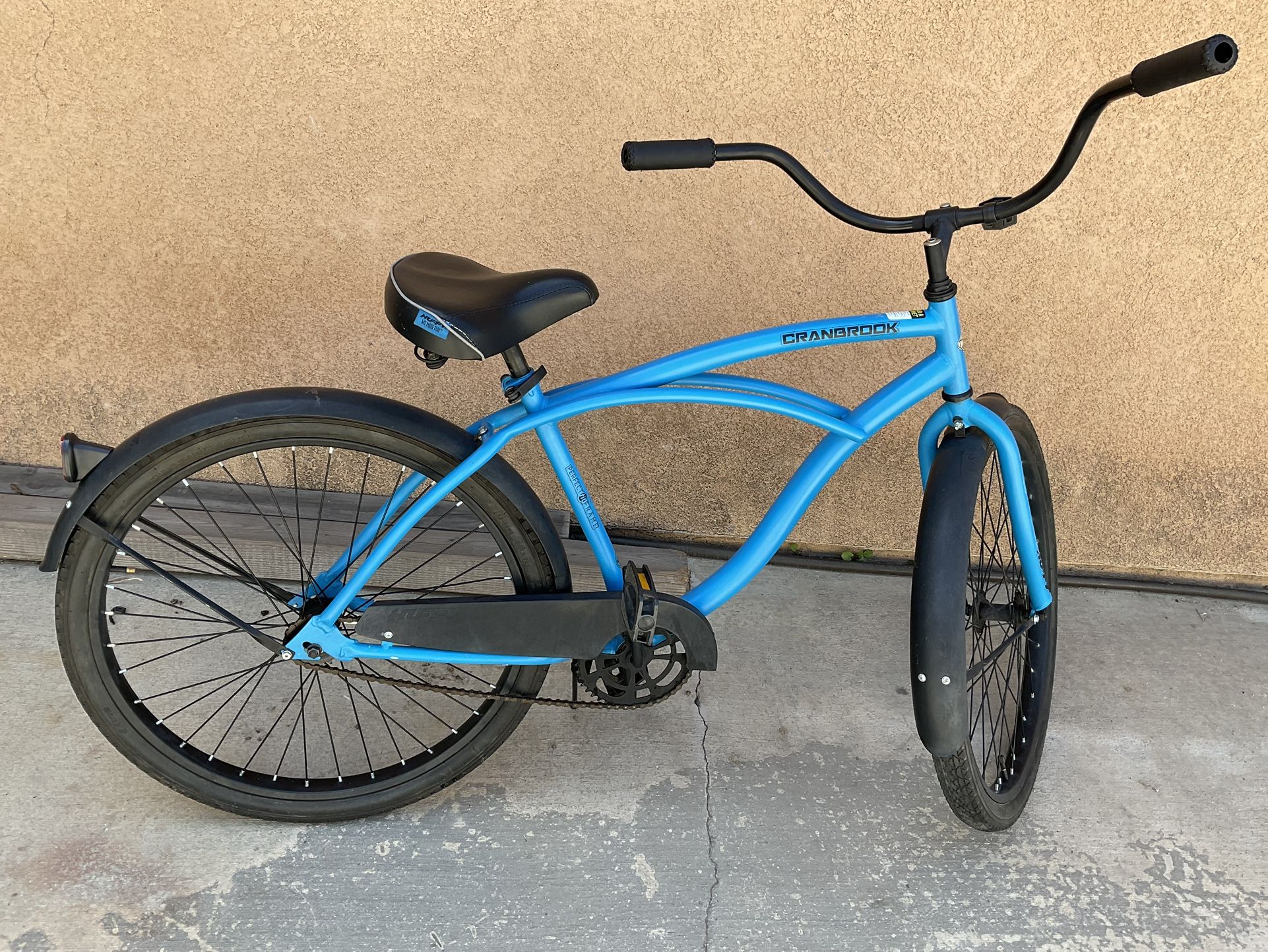 Men’s Huffy Beach Cruiser Bike.