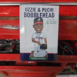 Ozzie & Puchi Bobblehead 