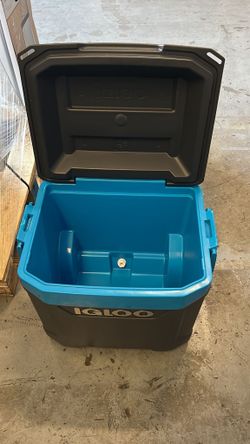 Igloo Maxcold 62 Qt Wheeled Cooler
