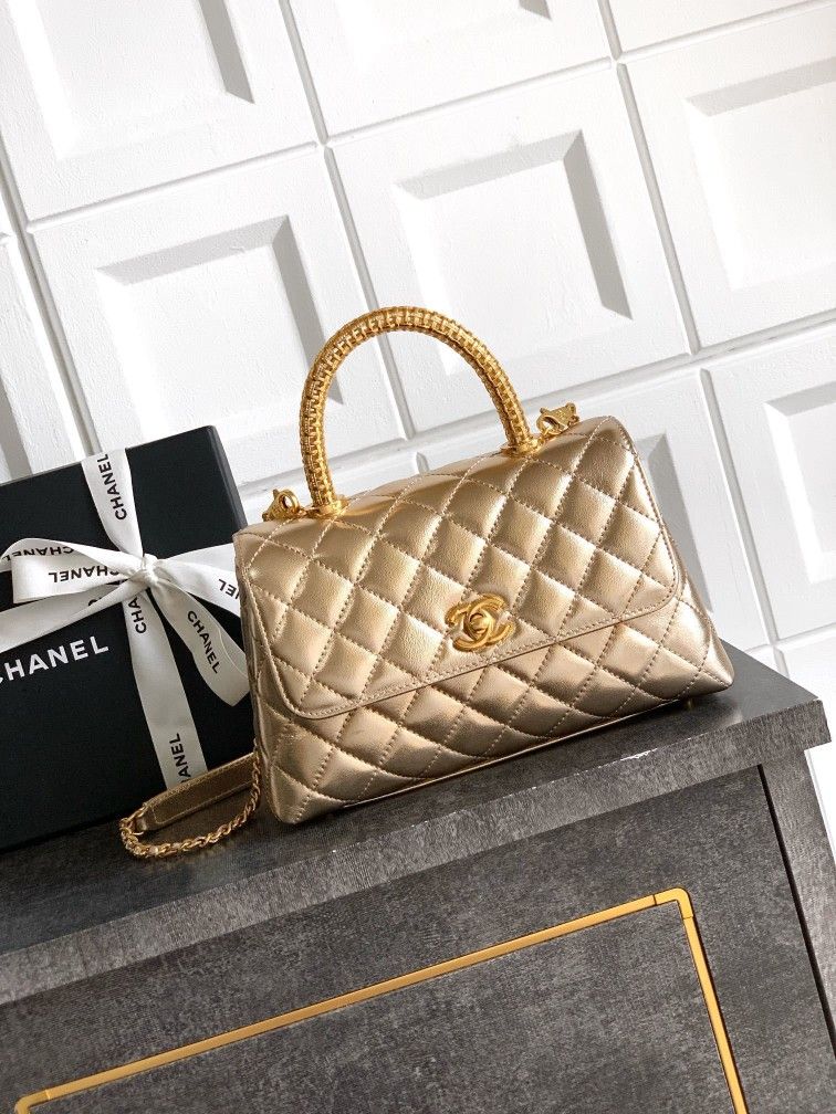 Chanel 2025 New Style (with box)